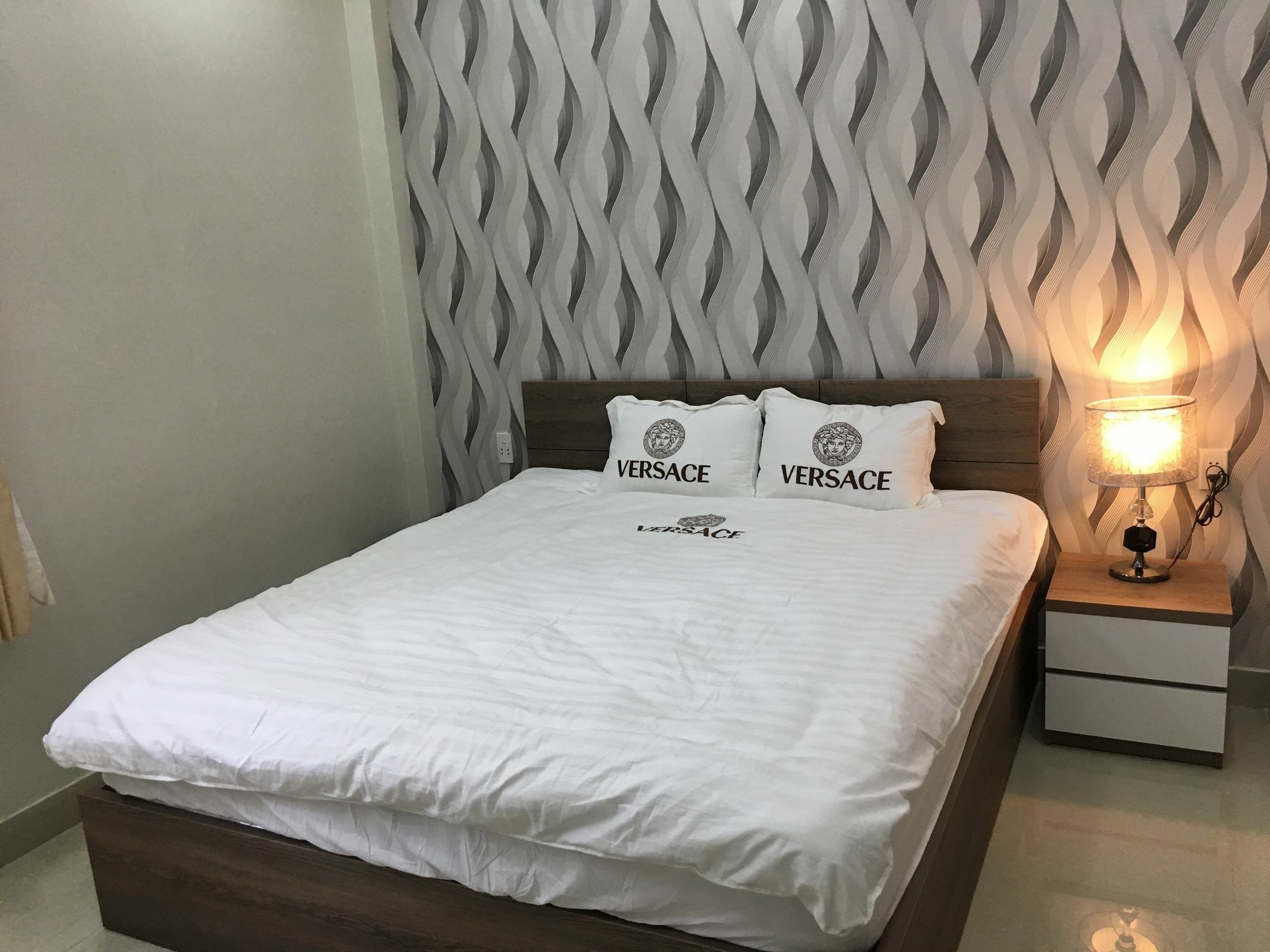 Hotel River View & 2*