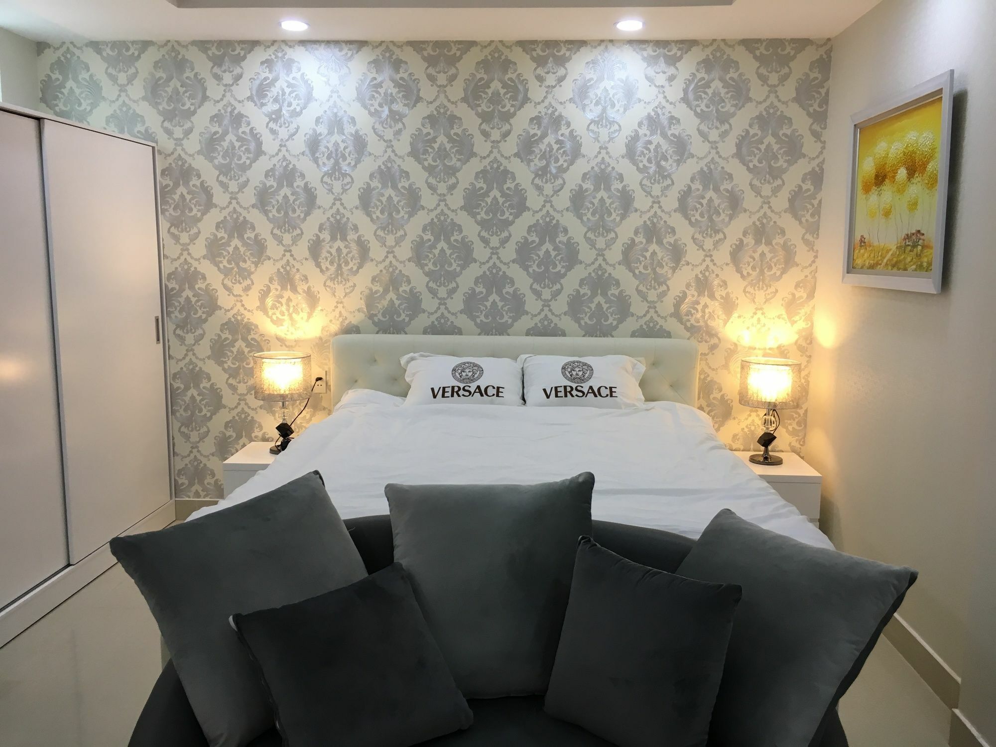 Hotel River View & 2*